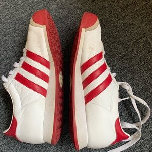 SAMOA RED AND WHITE ADIDAS
